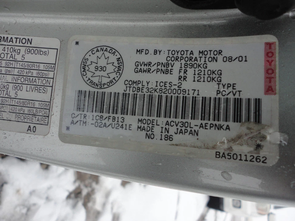 Toyota Camry LE 2002 2,4 L tracción delantera A/T pedal de freno Foto 3 de 4