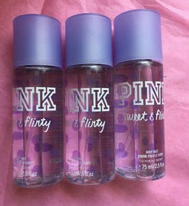3-VICTORIA-039-S-SECRET-PINK-SWEET-FLIRTY-BODY-MIST-2-5-fl-oz-75-ml-TRAVEL-SIZE