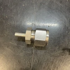 Swagelok 1/2" X 1/4" Stainless Steel Reducer  SS-810-R-4 New