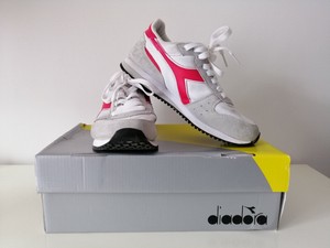 diadora malone w