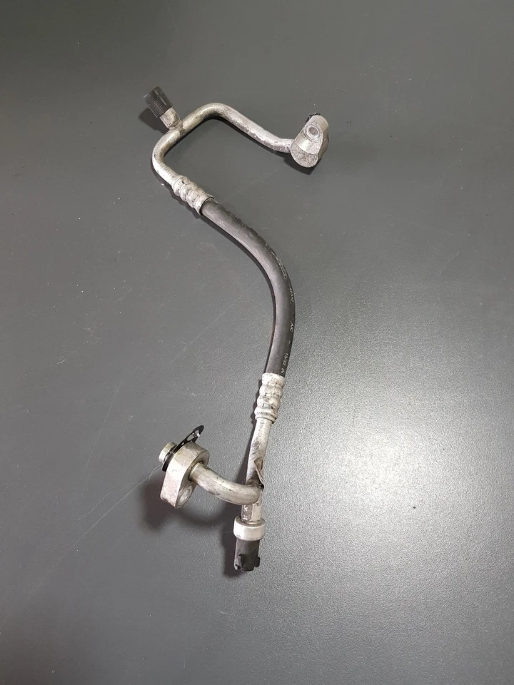 Dodge Caliber 2.0 Petrol 2006-2010 Year Ir Con Hose Pipe P05058553Ab - Image 2 of 4