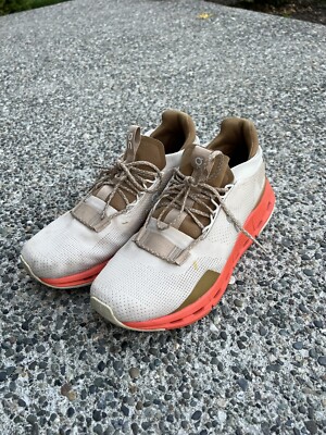 On Cloud Cloudnova Running Shoes Cloudtec Phantom  Womens Size 9.5