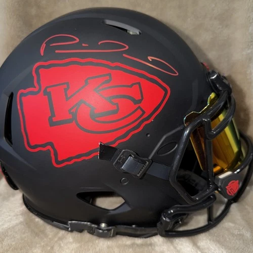 PATRICK MAHOMES Signed Full Size Authentic ECLIPSE Chiefs Helmet w/ Bumpers 🔥