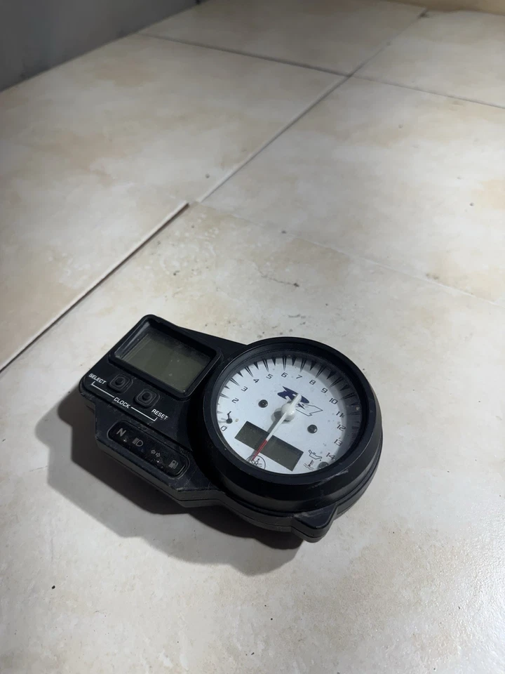 1998-2001 Yamaha R1 First Generation Instruments cluster - Image 4 of 4