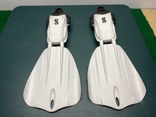 Scubapro Seawing Nova Fins Size Small. White Scuba Diving Snorkeling. Open Heel.