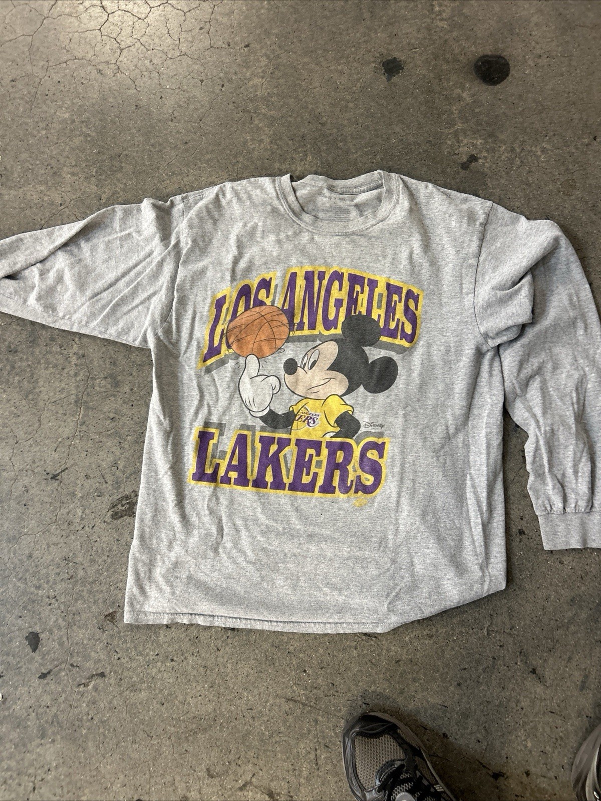 Disney NBA Los Angeles Lakers x Junk Food Shirt Mens Small Gray Mickey Mouse Tee