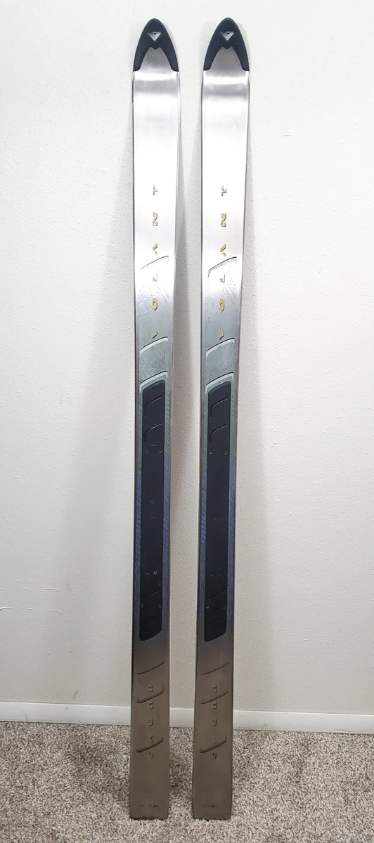 Skis Volant Silver Spear – Ski D'occasion – Modèle Vintage – Bon état