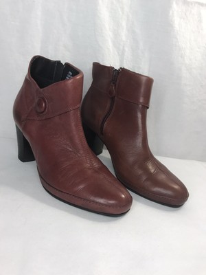 lace up cut out boots