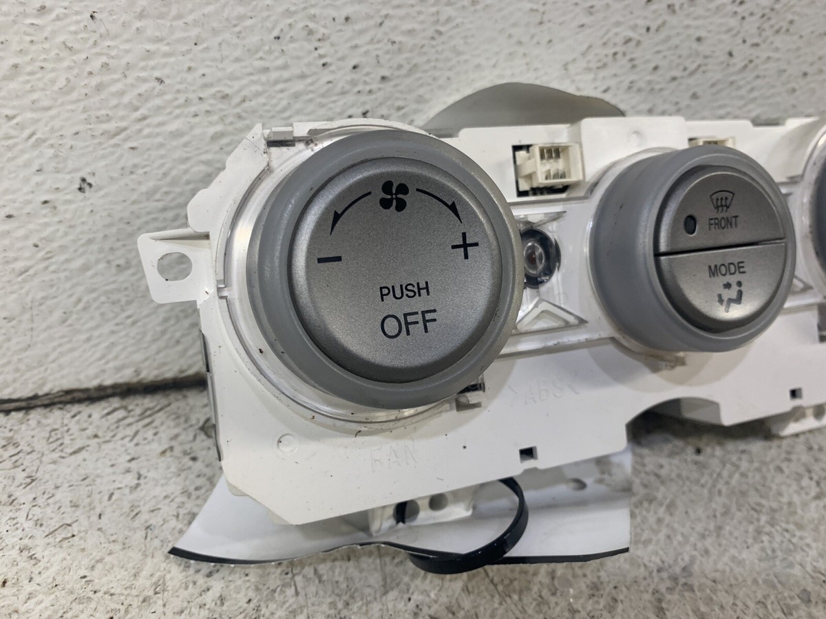 【あい商品】MAZDA・コスモAP2ドアクーぺ・マツダ・パネル時計／非売品 2003-2005 Mazda 6 auto climate ac HVAC heater control panel switch