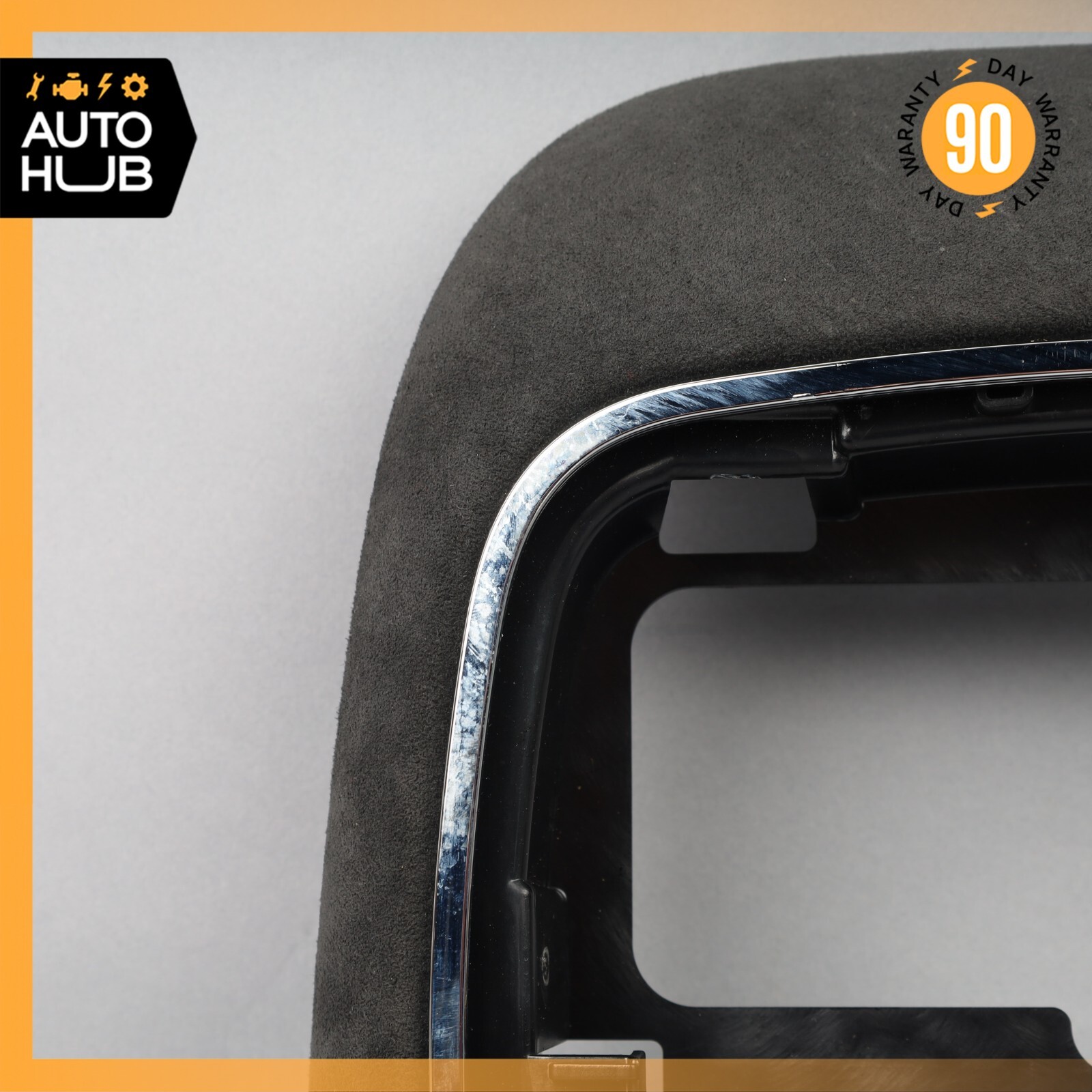 14-16 Maserati Quattroporte M156 GTS Overhead Dome Light Lamp Housing Suede OEM