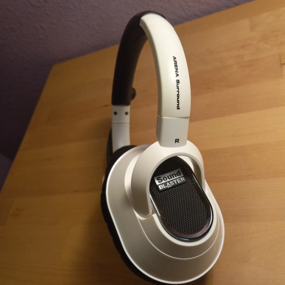 Creative Labs 51EF0180AA001 Sound Blaster Arena Surround USB Gaming Headset - Image 2 of 4