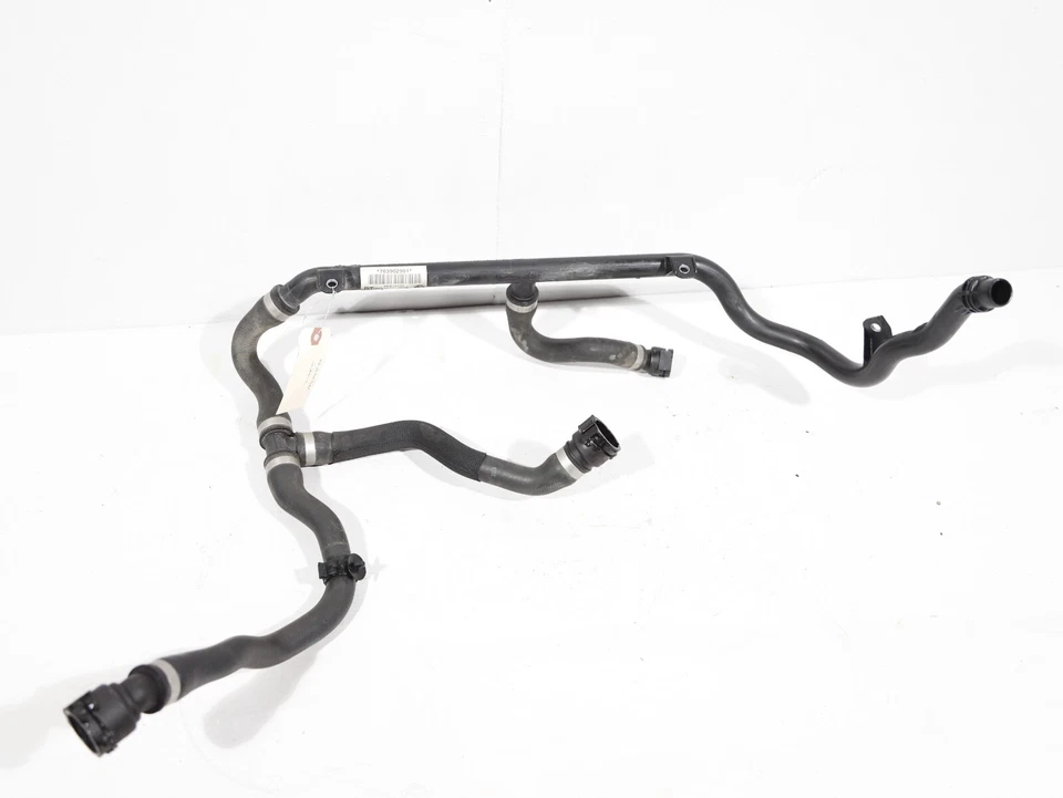 NEW BMW X1 E84 ENGINE COOLANT RECOVERY TANK HOSE 17127639029 7639029 ORIGINAL 🚗 - Image 2 of 4