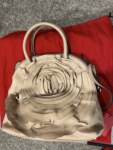 Valentino Hand Bag - 第 1/2 張圖片