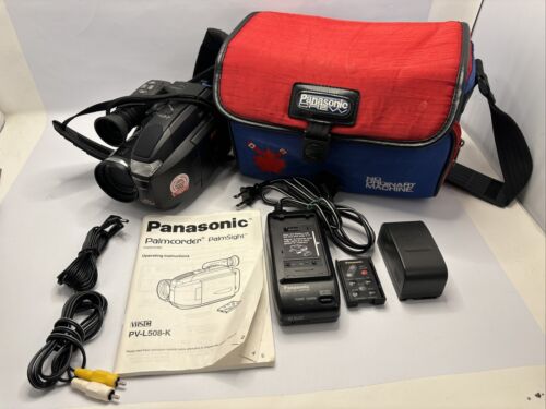 Panasonic Palmcorder VHS-C PV-L508 Camcorder Video Camera w/Bag & Extra- WORKING - Foto 1 di 17