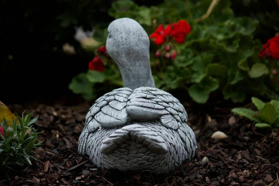 Frostfeste Steinfigur Ente Gartenfigur Steinguss lebensecht 29 cm wetterfes - Bild 4 von 4
