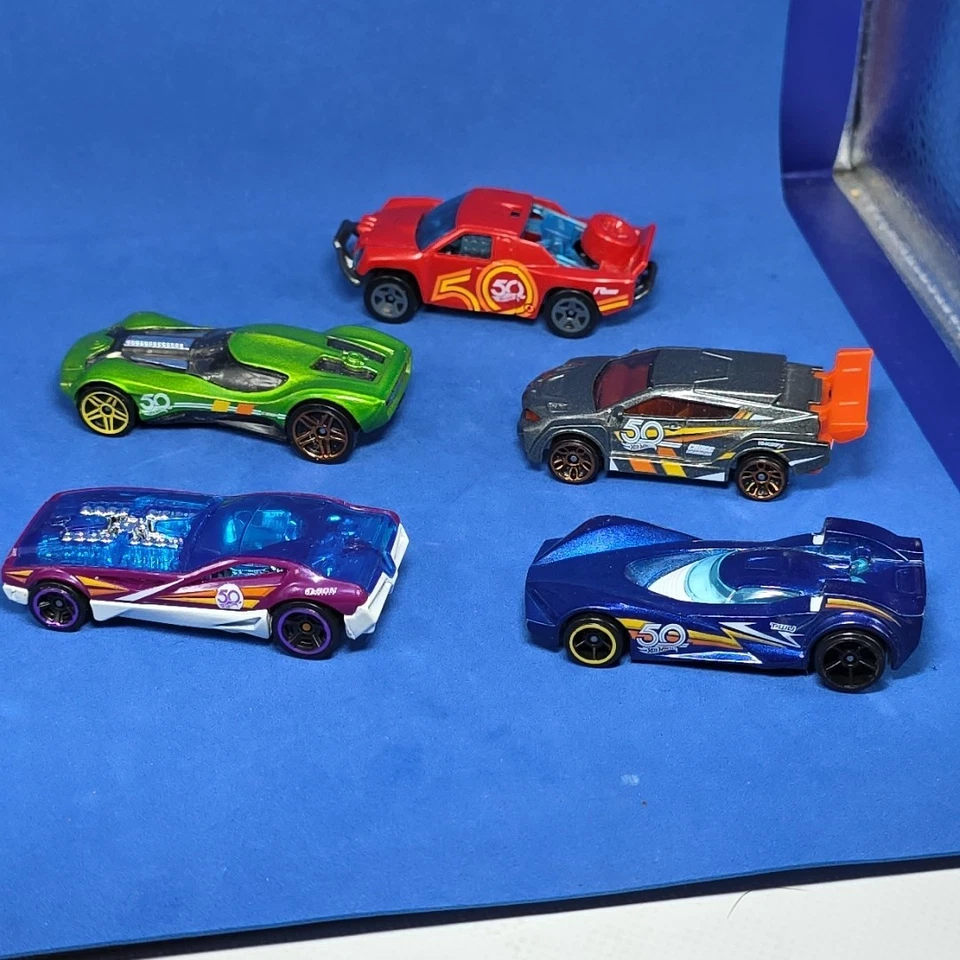 Hot Wheels Track Stars 50th Anniversary Die-Cast Vehicles Lot 2017 Foto 2 de 4
