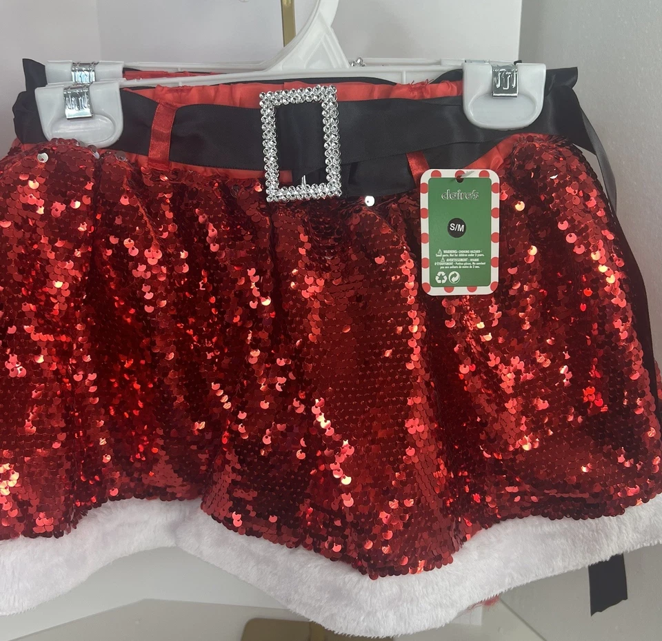 Venta al por mayor Lote de 10 Faldas Claire’s Lentejuelas Rojas Papá Noel 5 S/M y 5 M/L Nuevas Con Etiquetas Foto 3 de 4