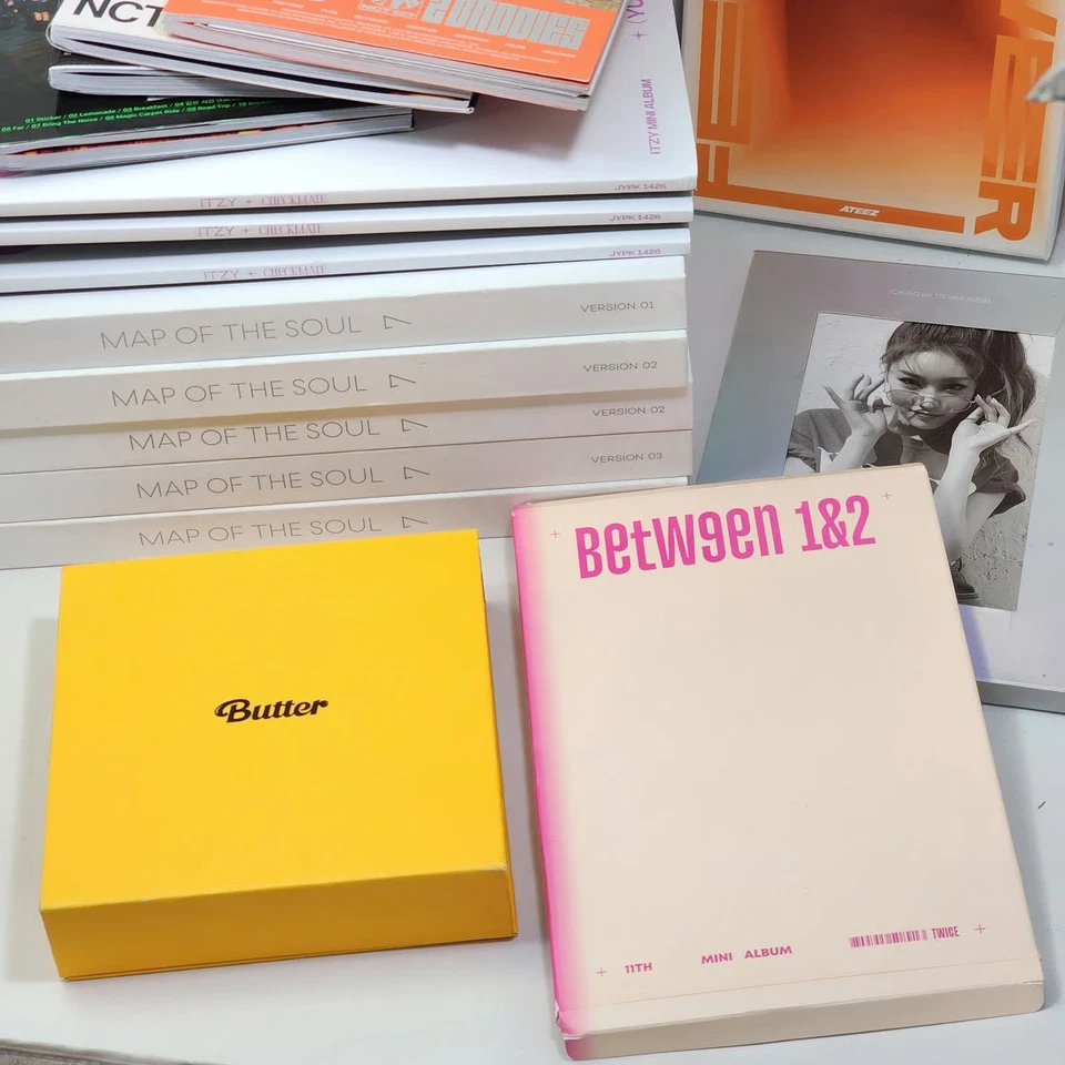 K-Pop Mini Album Lot w/ Inclusions Itzy BTS Chung Ha J-Hope NCT 127 Twice - Image 3 of 4
