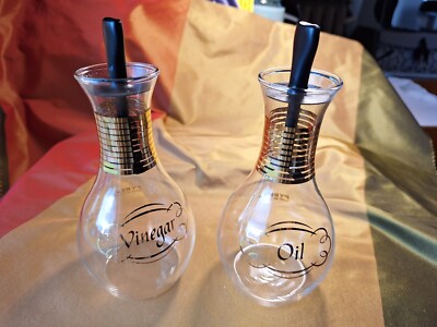 VINTAGE SET PYREX OIL AND VINEGAR CRUETS GOLD BANDS With Stoppers EUC