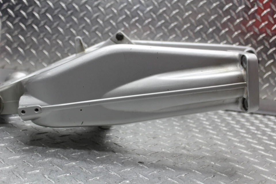 Yamaha FJR1300A 2006 ABS BASCULANTE TRASERO BRAZO DE SUSPENSIÓN 3P6-22110-10-00 Foto 4 de 4