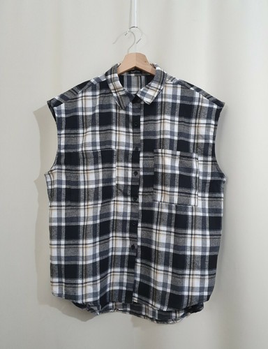 Ladies Size 8 Sleeveless Grey Check Extra Wide Shirt By BOOHOO