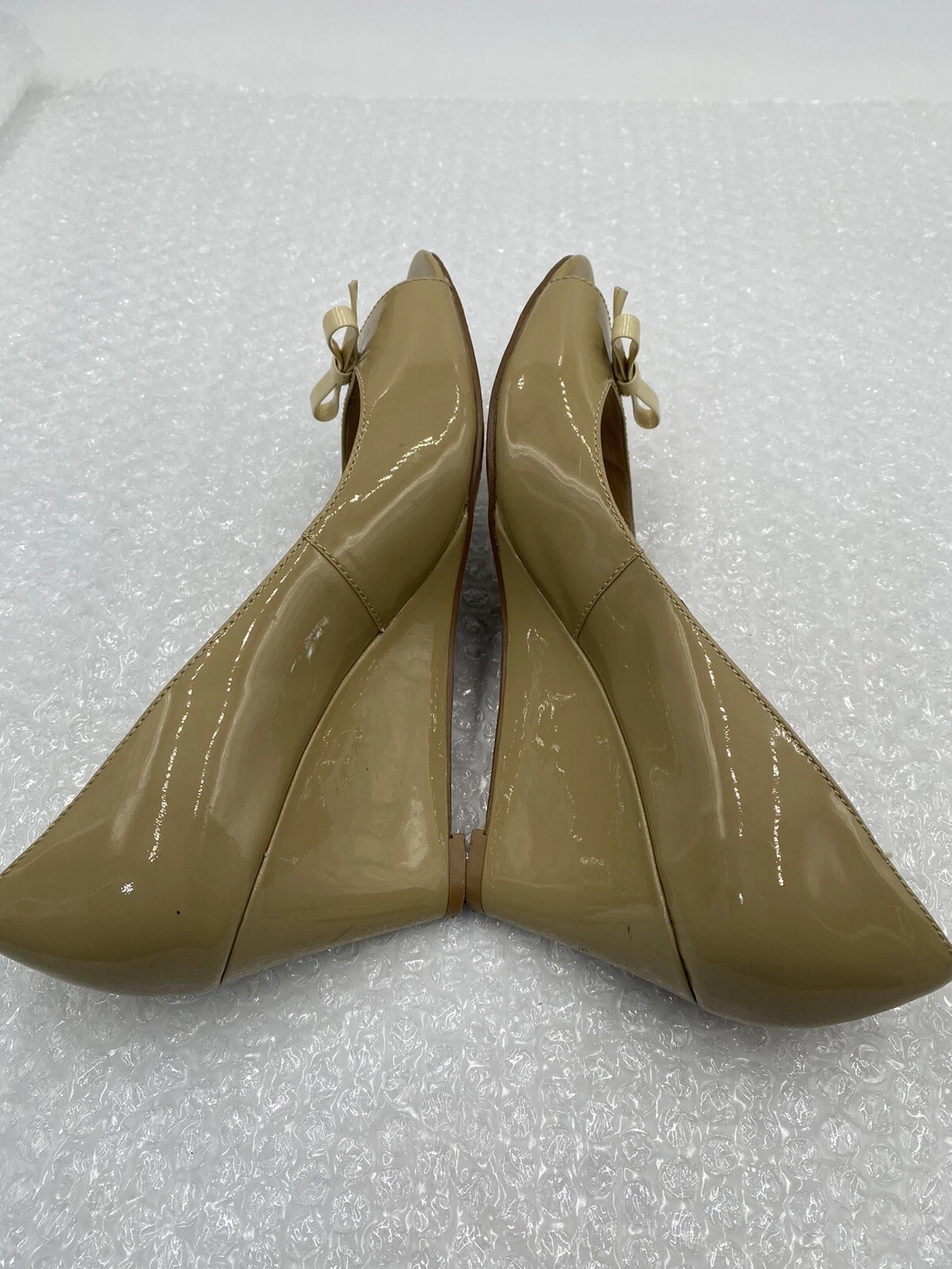 Scarpe eleganti Kate Spade donna taglia 7 M beige pelle zeppa punta aperta