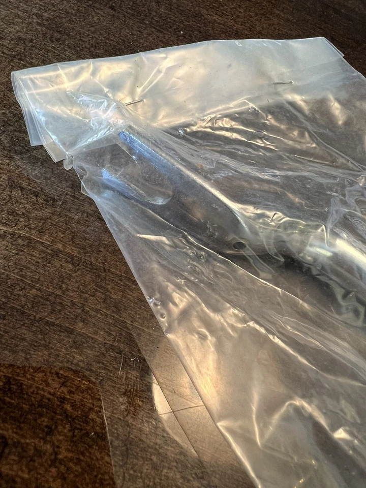 Yamaha SR185 Exciter Y208 1982) marco cromado barra de agarre lateral mango nuevo OEM Foto 3 de 4