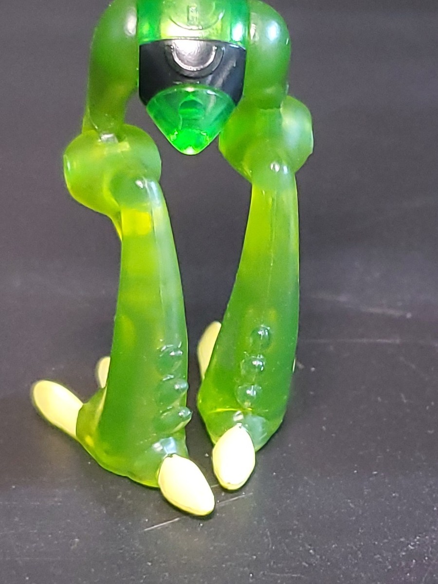 figurine Crashhopper omni-plasm ben 10 omniverse bandai