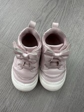 Bearpaw Baby Girl Shoes First Walker Size 5