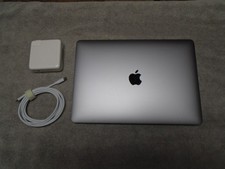 2019 release Apple MacBook Pro, 13", 1.4GHz i5, 8gb RAM, 128gb SSD, Excellent 