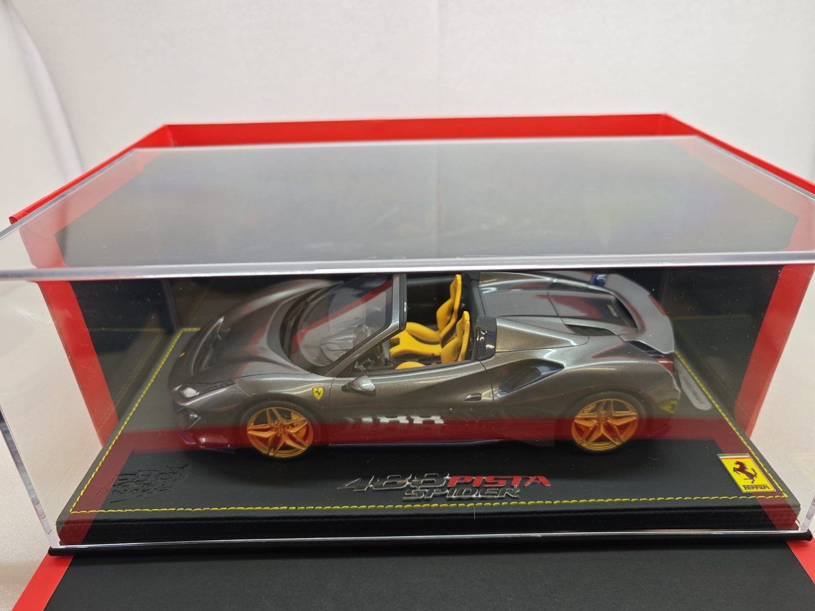 1-18 - BBR - Ferrari 488 Pista Spider 2018 - Grey (L.E. 21/24)