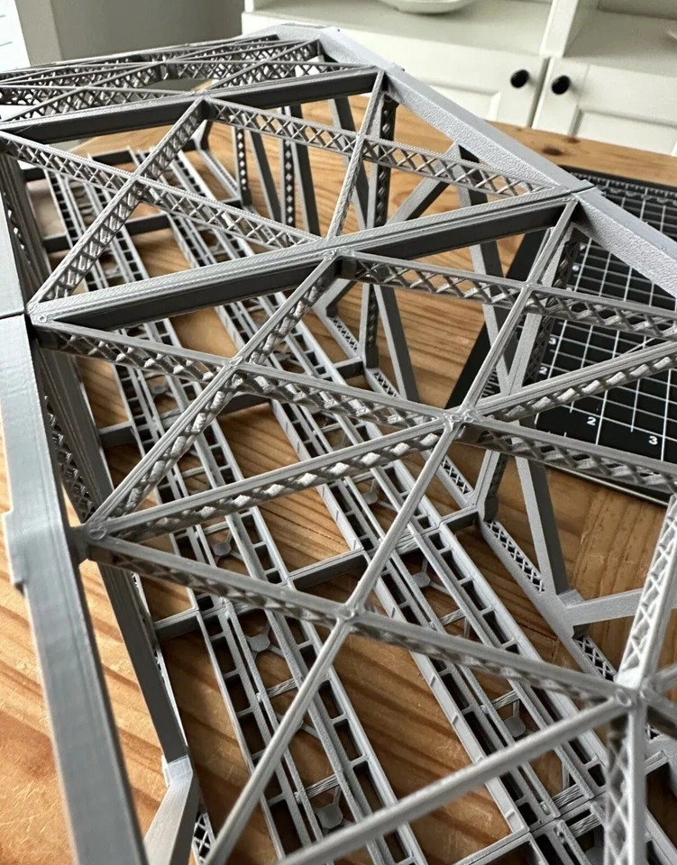 HO SCALE 31.5 Inch (232 Feet) ARCHED TRUSS BRIDGE  “ READ DESCRIPTION! - Image 3 of 4