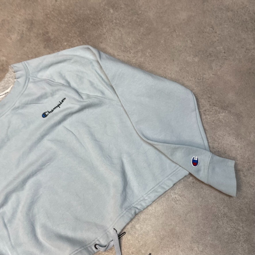 Champion Sweatshirt Womens Cropped Script Logo Sports Jumper, Blue  Medium image 4