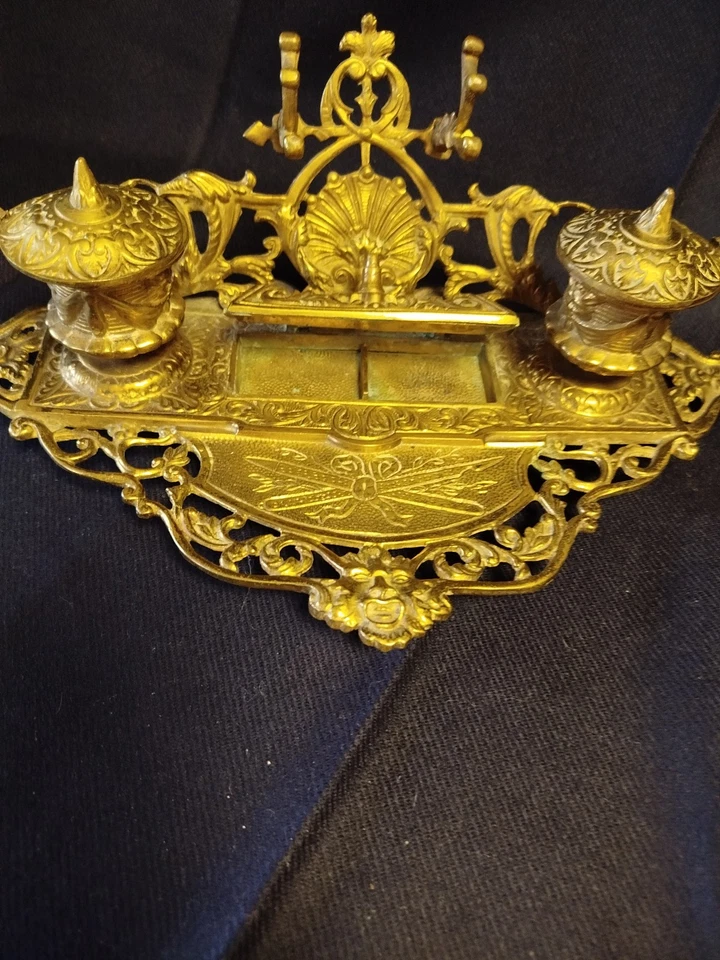 MAGNIFIQUE ANCIEN GRAND DOUBLE ENCRIER EN BRONZE DORE - Photo 2/4