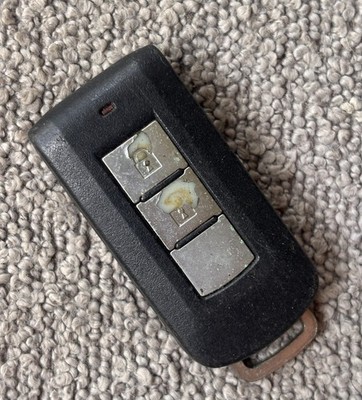 ORIGINAL MITSUBISHI 2 TASTEN FERNBEDIENUNG SMART AUTO SCHLÜSSELANHÄNGER - LIEFERUNG MIT NACHVERFOLGUNG