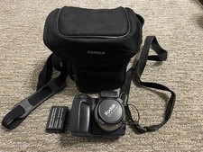 Kodak EasyShare DX6490 Camera W/ Battery  Carry Case Untested