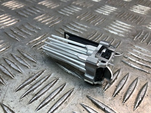 Audi A8 S8 D4 4H 2012 Benzin LED-Tagfahrscheinwerfer 17241400 273kW ATV37310