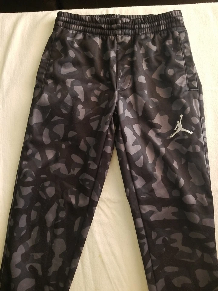 Pantalones de chándal camuflados de ajuste térmico negros grises para niños y jóvenes talla S 8-10 años Foto 4 de 4