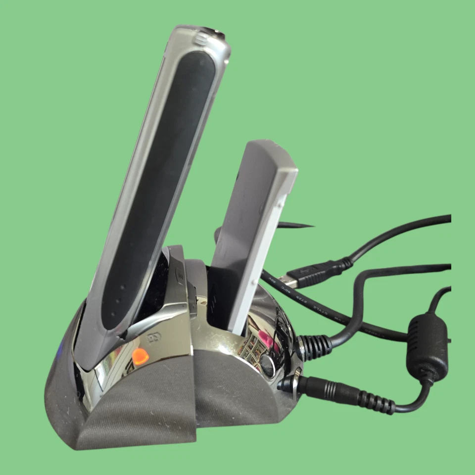 TESTED & WORKING! Dell Axim X5 Pocket PC 2002 HC01U w/ Charging Cradle, 4 Stylus - Image 4 of 4