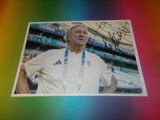 Horst Hrubesch DFB coach signed autograph autograph on 20x28 photo