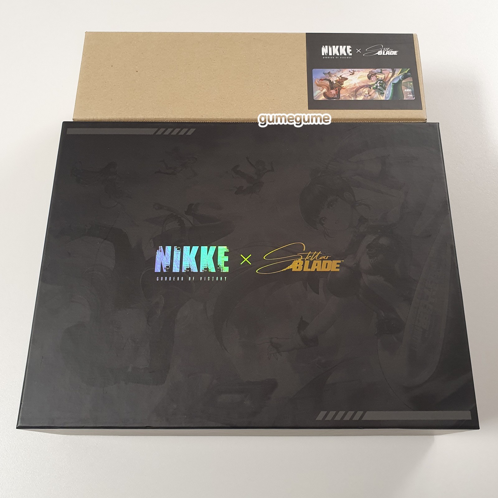 Stellar Blade x Goddess of Victory Nikke Special Package Desk Pad Figure Keyring