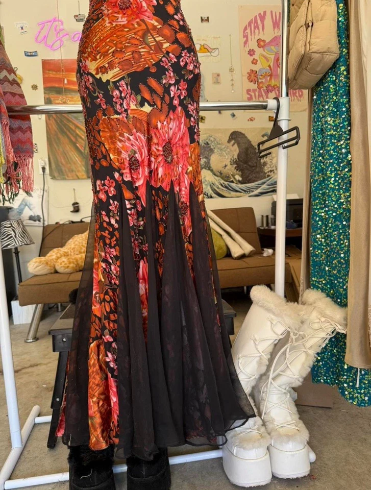 Rare Sue Wong Nocturne — velvet floral halter gown - Image 4 of 4