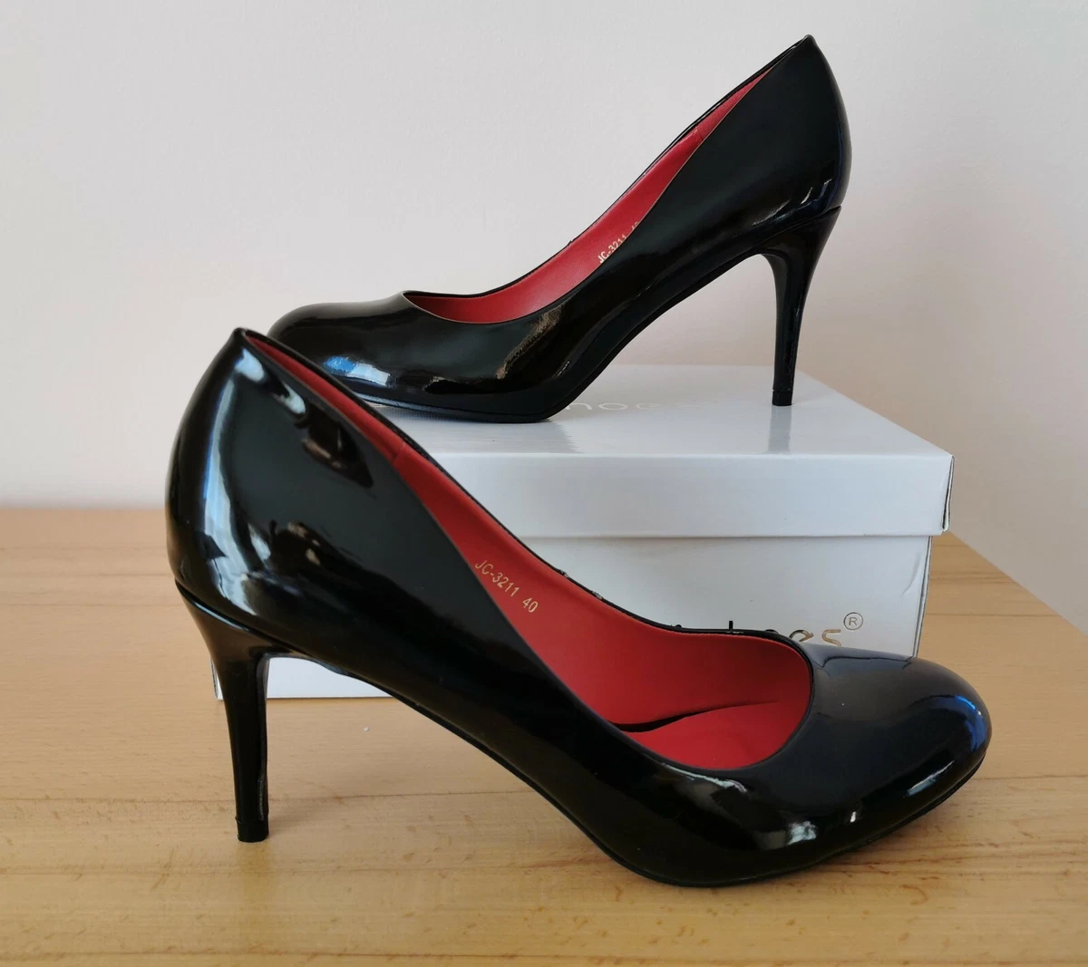 Ideal shoes heels store