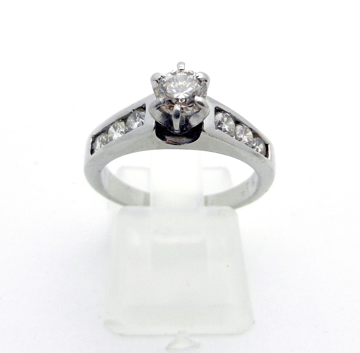 Platinum 900 Engagement Diamond Solitaire Ring with Accent 6.9 gr 