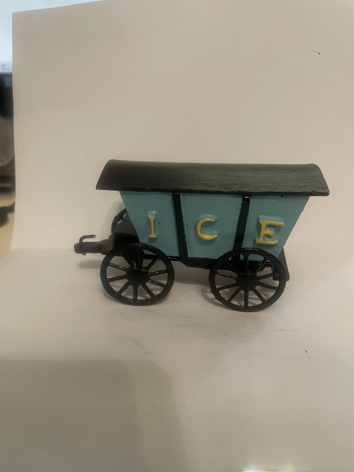 Picture 1 of 4
