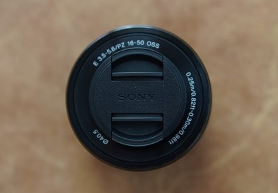 Sony Alpha SELP1650 16-50 mm F/3.5-5.6 E PZ OSS Objektiv Guter Zustand