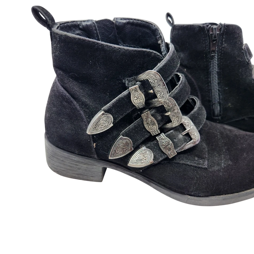 Rampage Round Toe Left Hook Western Ankle Boots Block Heel Black Size 6M - Image 4 of 4