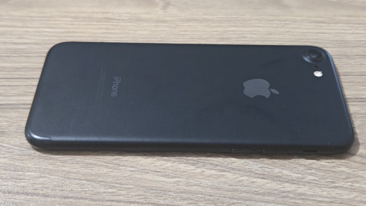 Buy Apple iPhone 7 - 128 GB - Black (Unlocked) online | eBay