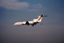 Dia LZ-BTL Tupolev Tu-154B Balkan 07/1990 FRA Flugzeug 35mm gerahmt OP-K2-6