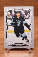 2025-26 O-Pee-Chee Base #404 Vince Dunn - Seattle Kraken